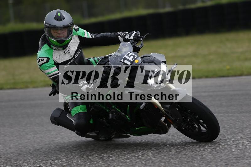 Archiv-2025/10 23.04.2025 Cornu Master School ADR/rot-rouge/15